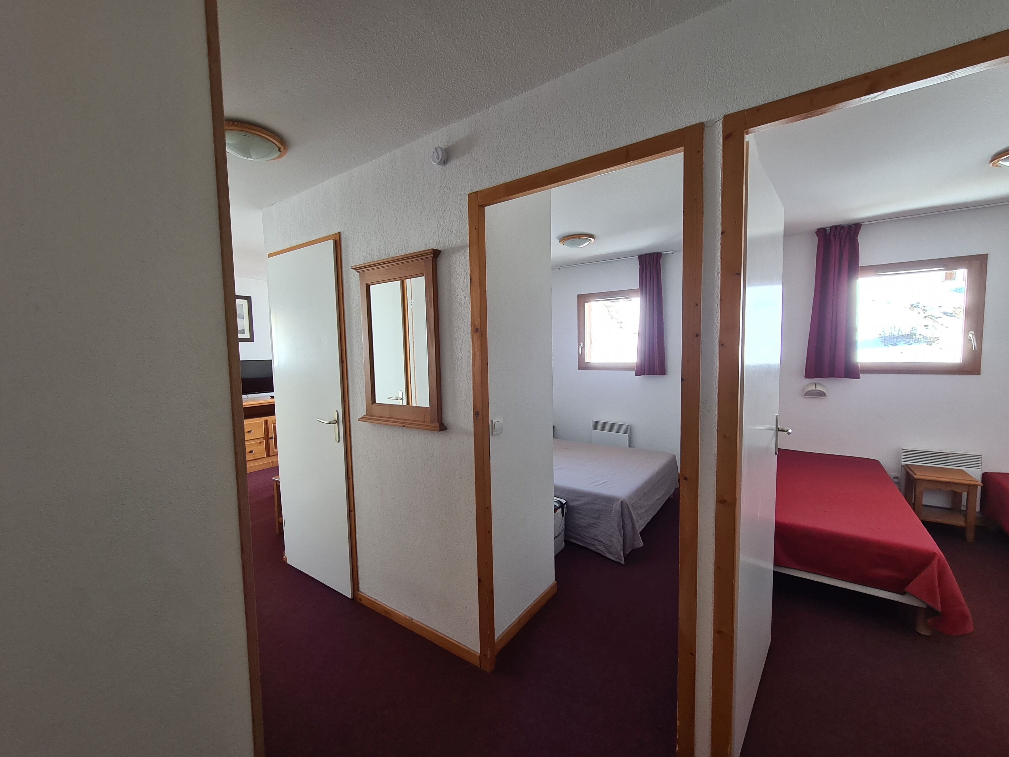 2 多间卧室、旅行婴儿床、WiFi