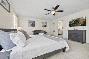 6 habitaciones, escritorio y tabla de planchar con plancha 