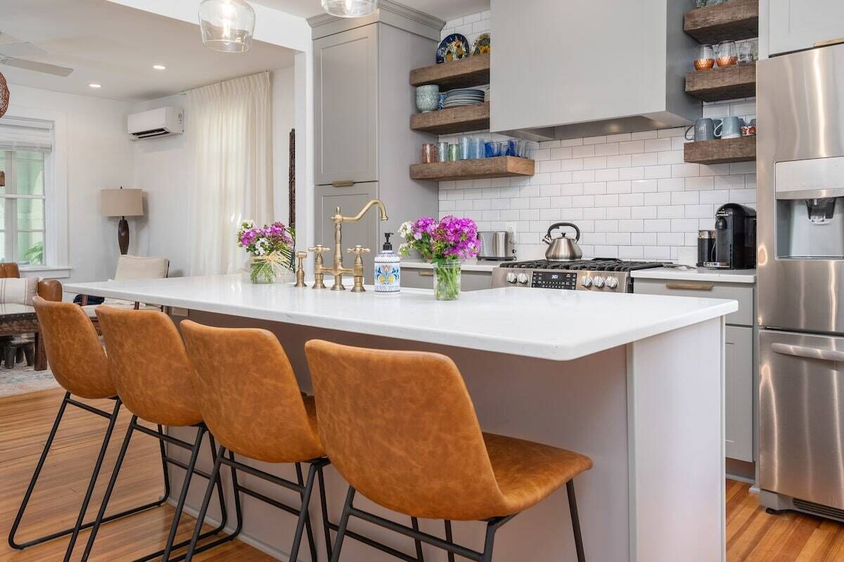 Bennett House (entire):Haven in Historic Annapolis