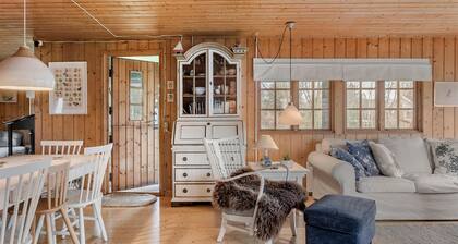 Awesome home in Askø with WiFi