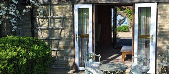 The Byre lovely stone barn in rural location on the Somerset and Dorset Border