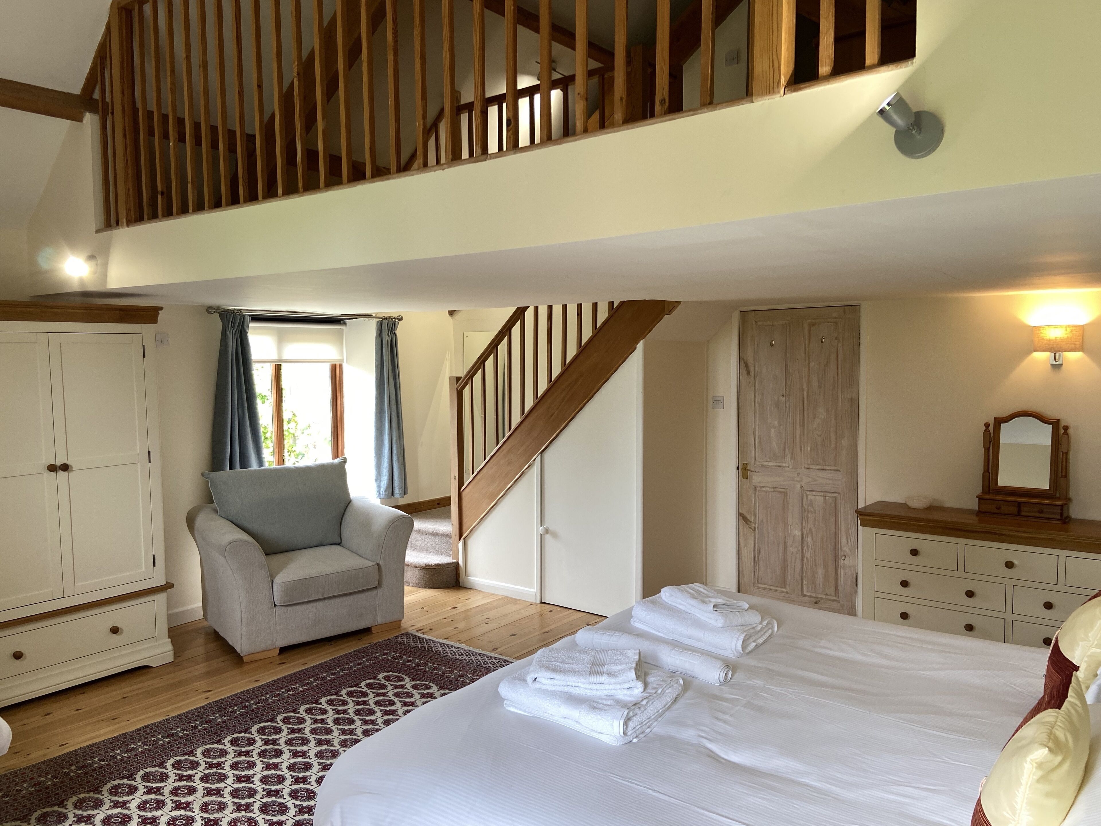 1 chambre, fer et planche à repasser, lit parapluie, Wi-Fi gratuit