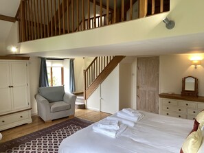 1 Schlafzimmer, Bügeleisen/Bügelbrett, Reisekinderbett, kostenloses WLAN