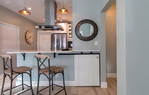 Fridge, microwave, oven, stovetop - Private Paradise with Heated Waterfall Pool (Key West)