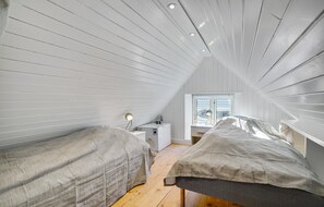 2 Schlafzimmer, Reisekinderbett, kostenloses WLAN