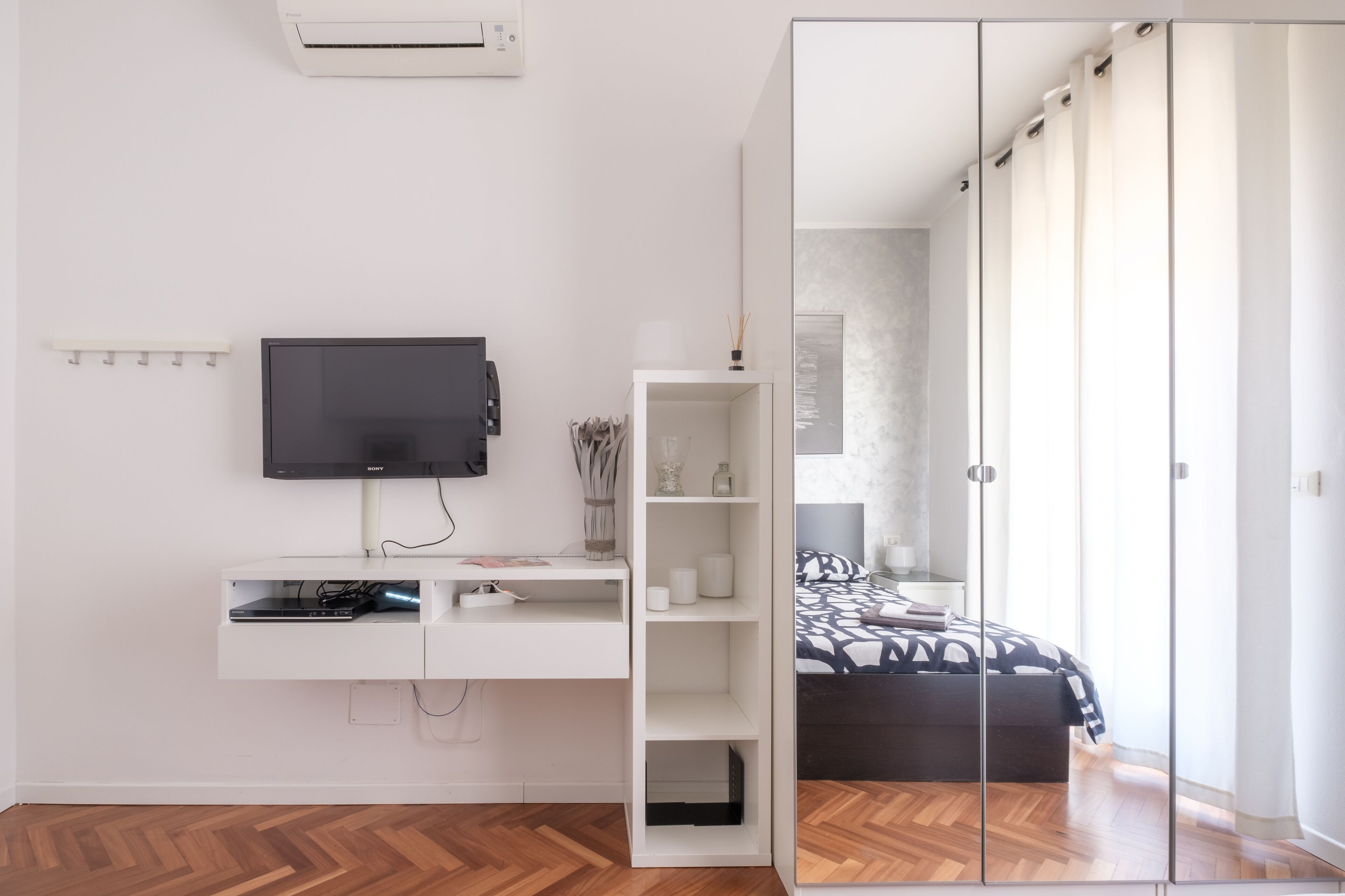 1 chambre, fer et planche à repasser, Wi-Fi gratuit, draps fournis