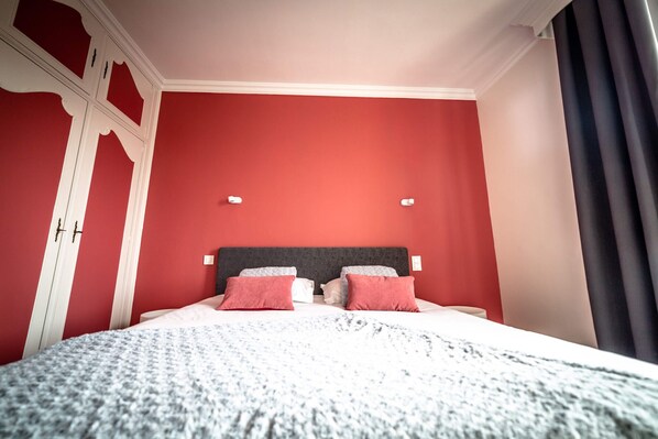 1 bedroom, free WiFi, bed sheets
