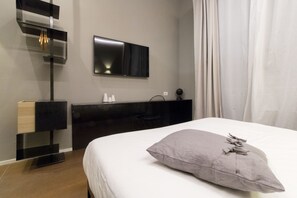 Deluxe Apartment | 1 bedroom, down duvets, individually furnished, desk - Suite Vogue Loft 9 (Alessandria)
