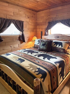 3 soverom, strykejern/-brett, wi-fi og sengetøy