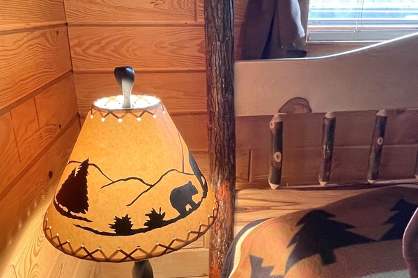 3 dormitoris, planxa i posts de planxar, wifi i roba de llit