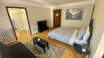 Desk, iron/ironing board, free WiFi, bed sheets