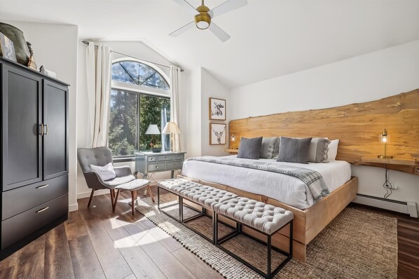 3 bedrooms, free WiFi, bed sheets - Experience mountain living at 'Above it All' in Breckenridge, a cozy 3-bedroom retreat! (Breckenridge)