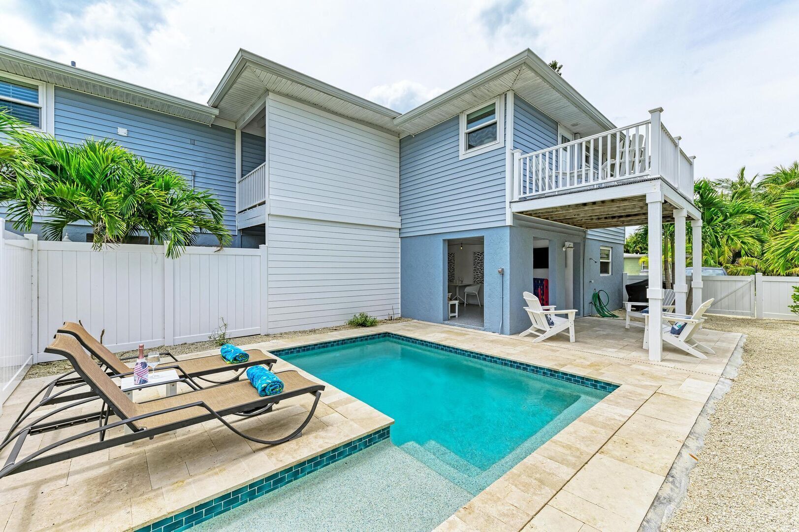 AMI Sand Dollar: Dog Friendly, Private Pool, 2 Blocks to Beach by Anna Maria Life Vacation Rentals