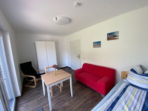 Smart TV, fireplace, ping pong - Ort zum Ausspannen auf 200 qm Wohnfläche (Lübeck)
