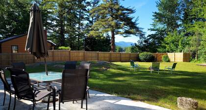 Ski + hike White Mt, walk to Brewery and downtown. Close to Loon and Ice Castle.