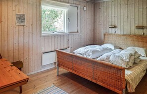 2 bedrooms, free WiFi - 2 bedroom beautiful home in Anholt (Anholt)
