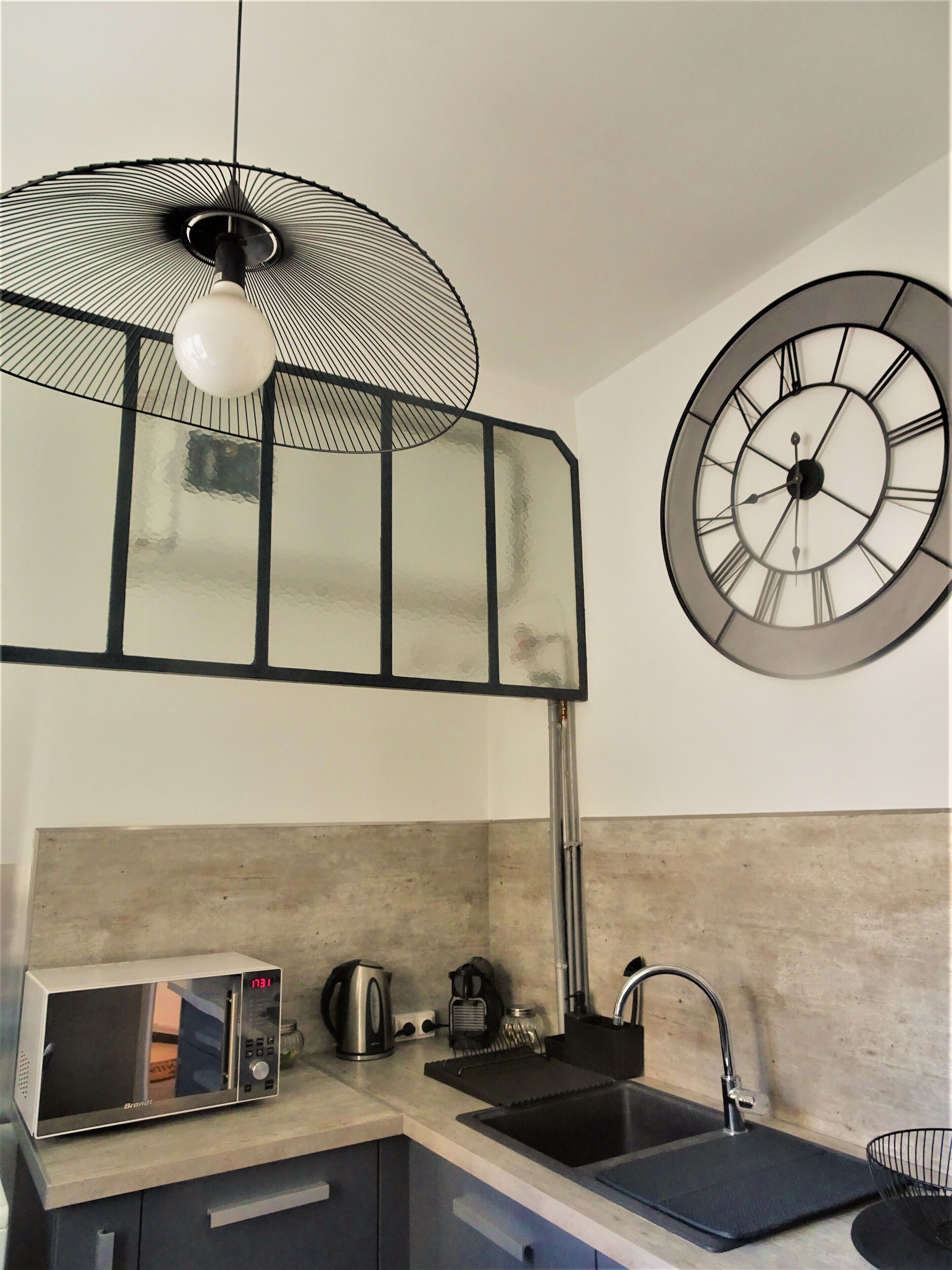 Fridge, oven, stovetop, toaster