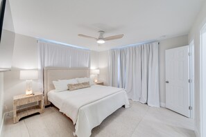 4 slaapkamers, een kluis op de kamer, een bureau