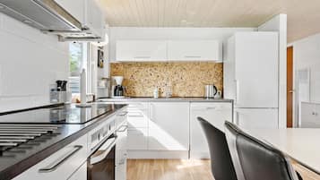 雪櫃、爐具、洗碗機、咖啡機/沖茶器