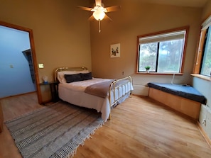 2 chambres, bureau, Wi-Fi gratuit, draps fournis