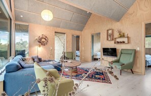 3 bedrooms, travel crib, free WiFi