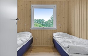 4 chambres, lit de bébé portatif, accès au Wi-Fi (inclus)
