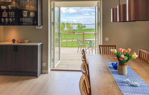 Gorgeous home in Strängnäs with sauna