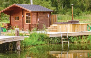 Property grounds - Gorgeous home in Strängnäs with sauna (Strängnäs)