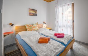 2 soverom, wi-fi (inkludert) og sengetøy