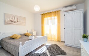 4 chambres, lit parapluie, Wi-Fi gratuit, draps fournis