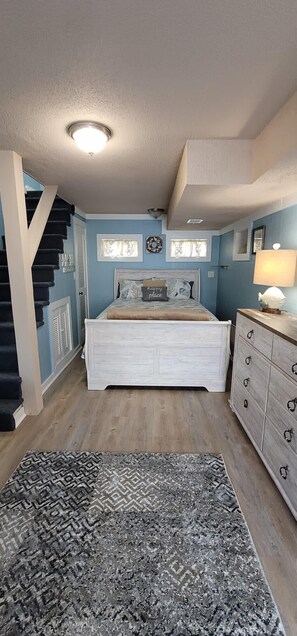 1 bedroom, iron/ironing board, travel cot, free WiFi