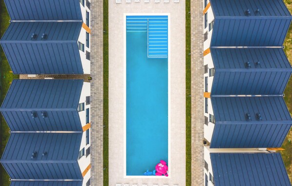 Piscine extérieure, piscine chauffée