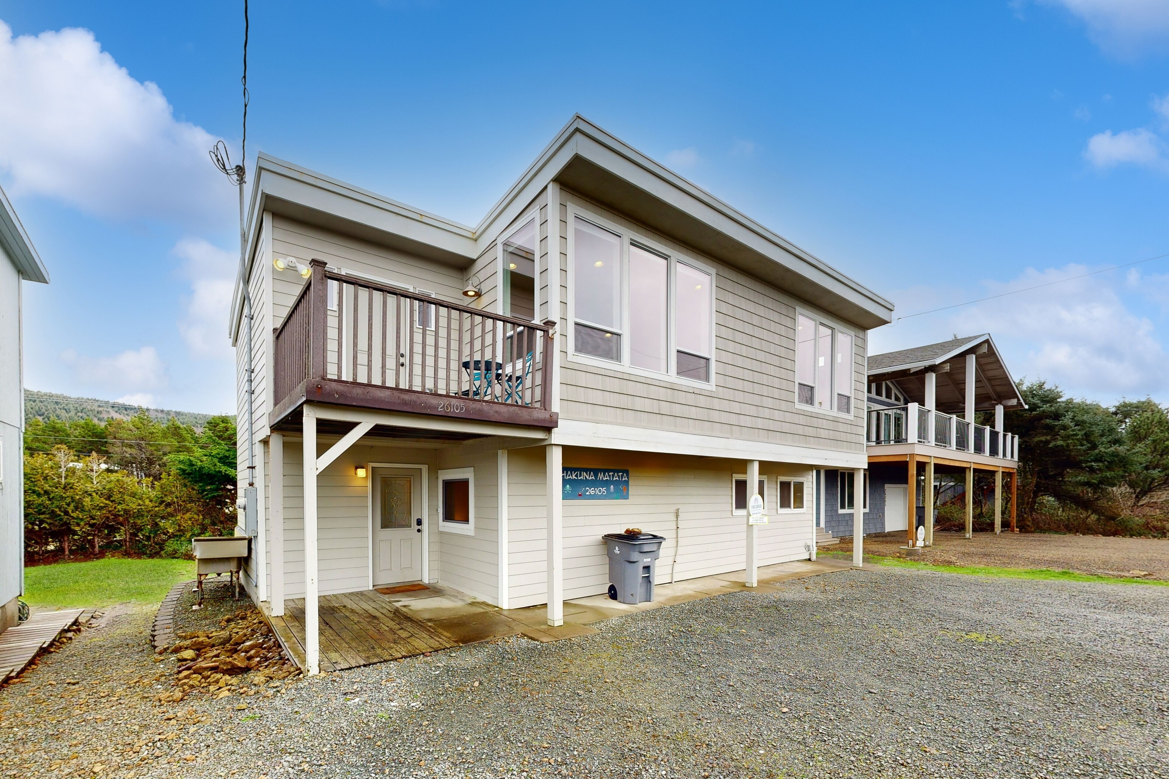 Dog-Friendly Home with Private Hot Tub, WiFi, Private Washer/Dryer, & Deck