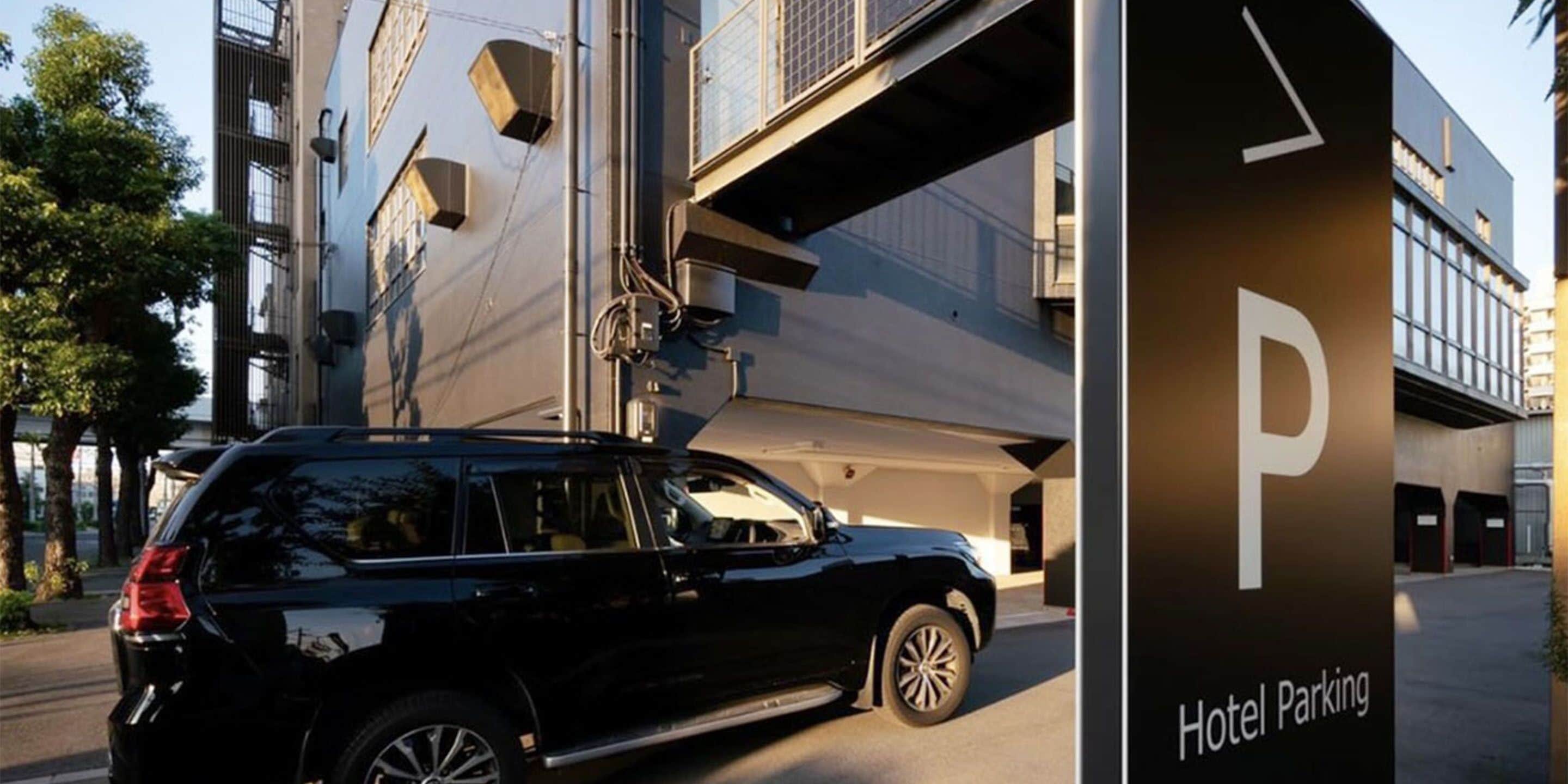 Ubetjent parkering (JPY 1000 per natt)