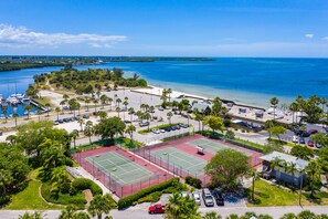Sport court - A memorable, peaceful, and fun experience! (Ruskin)