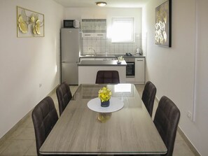 Dineren