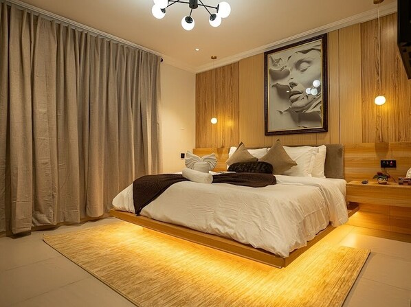 2 bedrooms, desk, iron/ironing board, free WiFi