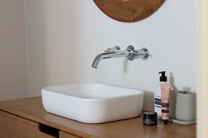 風筒、提供毛巾