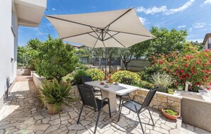 Outdoor dining - Gorgeous apartment in Pula with WiFi (Pula)