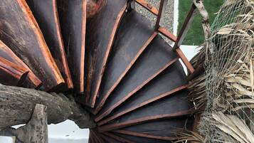 Enceinte de lâhĂ©bergement