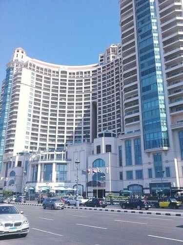 Huge Luxury Condo at San Stefano Grand Plaza
