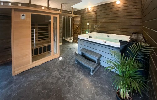 Beautiful home in Reftele with WiFi