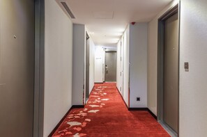 Hallway - Royal Jade Boutique Hotel (Taipei)