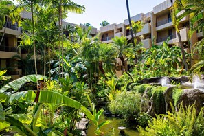 Property grounds - Ocean views from your living room (Lahaina)