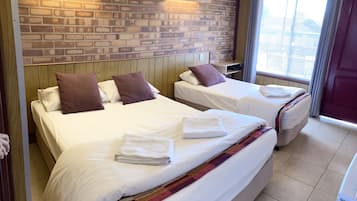 Twin Bed 2 People Room | Blackout curtains, iron/ironing board, free WiFi, bed sheets