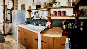 Dining - Gite du Coustal, Ancienne Grange, Cajarc, Lot (Cajarc)