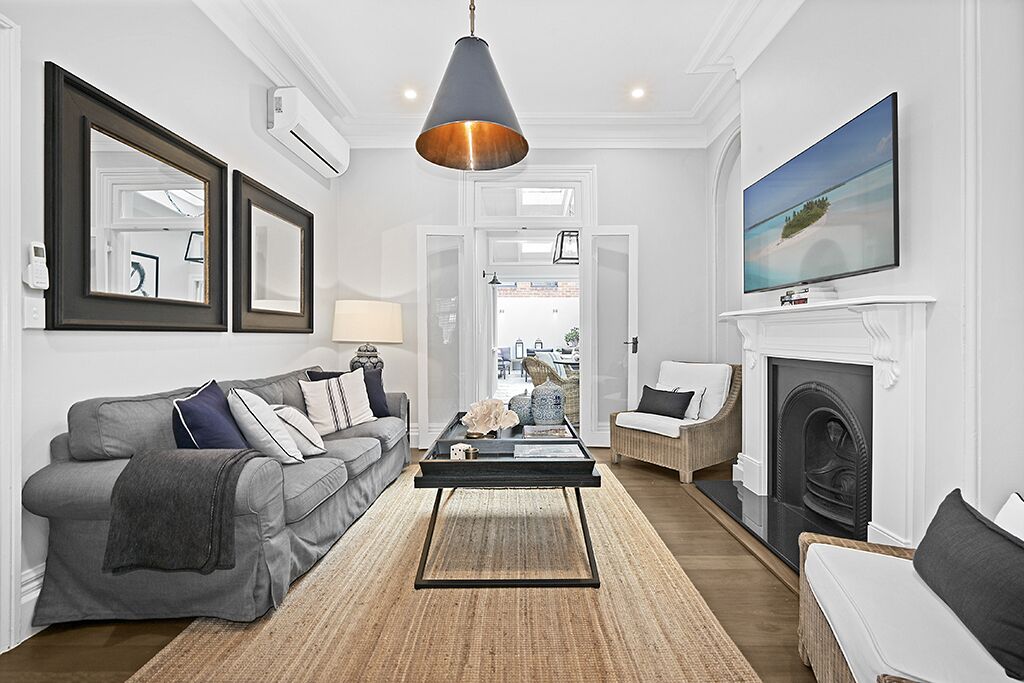 PURE PERFECTION- SUBLIME HAMPTON'S STYLE ABODE — image 8