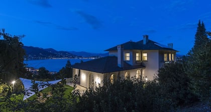 Private villa for your luxury holidays at Lake Maggiore