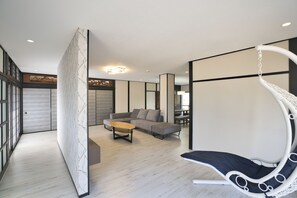 House, Non Smoking | Living area