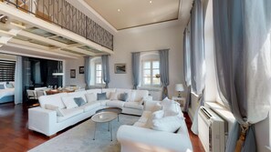 Apartment | Wohnzimmer | Flachbildfernseher